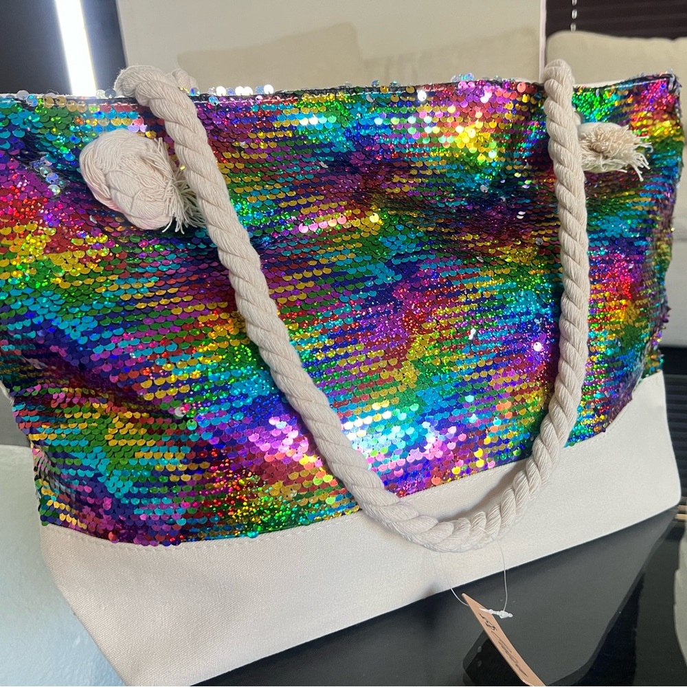 NWT!! Rainbow Sequence Summer Bag